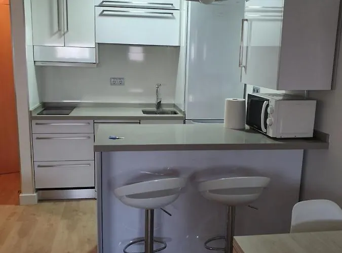 Penthouse Sea Views + Private Solarium Apartment